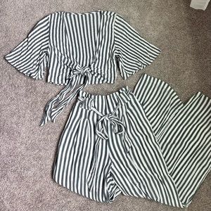 American Eagle Outfitter 2 piece pants set